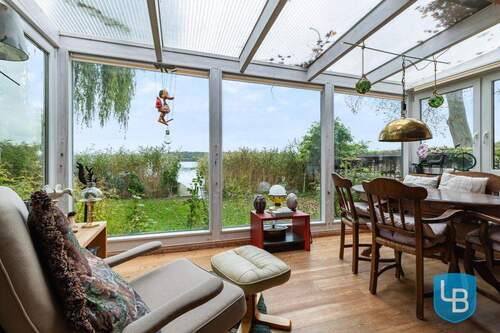 Toll Blick auf den See - 3 Zimmer Mehrfamilienhaus, Wohnhaus in Stocksee