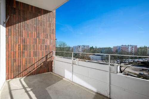 Großer Balkon - Etagenwohnung mit 58,00 m&sup2; in Berlin zum Kaufen