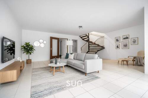 WOHNZIMMER (visualisiert) - IHR NEUES FAMILIENPARADIES IN TOP WOHNLAGE - Ruhe, Raum und Lebensqualität in Offenbach