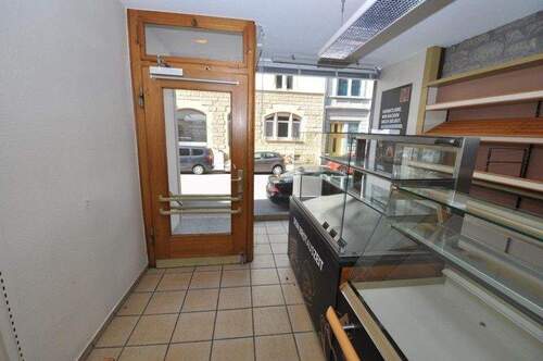 Schaufenster - Gewerbeobjekt (Büro, Produktion, Verkauf) in Konstanz zur Miete