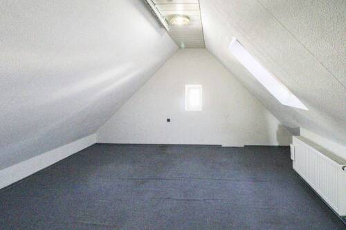 Schlafzimmer im Dachgeschoss - 