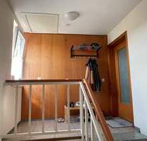 Sonnige 2-Zimmer-DG-Wohnung mit EBK, Balkon, Keller - Radolfzell am Bodensee Böhringen