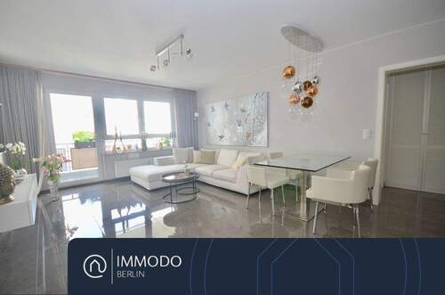 Wohnzimmer - ?? Designer Wohnung am KaDeWe - helle 2 Zimmer Wohnung mit Süd Balkon und Aufzug