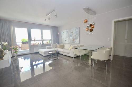 Wohnzimmer - 2 Zimmer Etagenwohnung zum Kaufen in Berlin