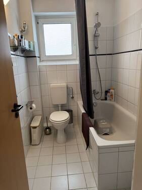 Badezimmer (2).JPG - 