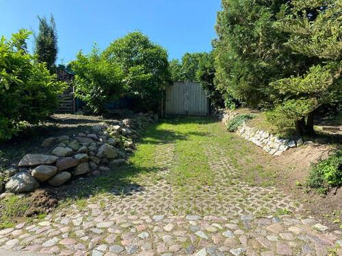 Einfahrt Frontseite - 