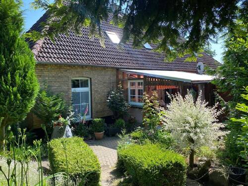 Rückansicht - 5 Zimmer Doppelhaushälfte in Teterow