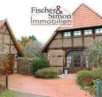 Nienburg OT Holtorf-charmantes Fachwerkhaus mit Vollkeller, Garage und traumhaften Garten in begehrter Lage - Nienburg (Weser)