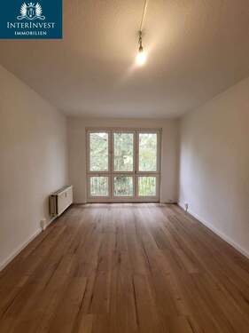 Bild 1 - Erstbezug nach Sanierung - Moderne 3-Zimmer-Wohnung mit Einbauküche & Garage