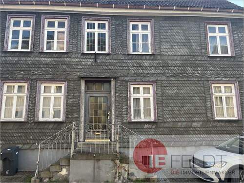 Frontalansicht auf den Eingang - Einfamilienhaus mit 208,00 m&sup2; in Arnsberg zum Kaufen