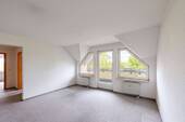 Wohnzimmer - 2 Zimmer Etagenwohnung zum Kaufen in Besigheim