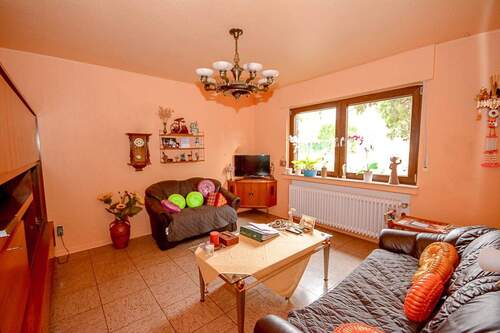 Zimmer 1 EG - 5 Zimmer Einfamilienhaus in Hürth