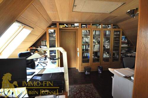 OG Wohnbereich: Büro im Spitzboden - 