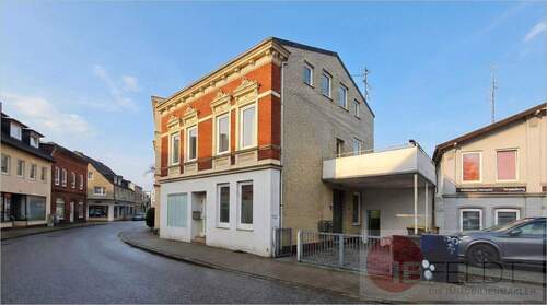 Hausansicht - Mehrfamilienhaus, Wohnhaus mit 233,00 m&sup2; in Elmshorn zum Kaufen