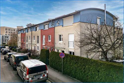 Hausansicht von rechte Seite - Reihenmittelhaus mit 155,00 m&sup2; in Konstanz zum Kaufen