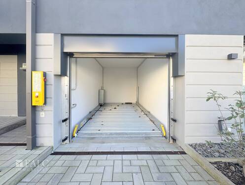Garage - 
