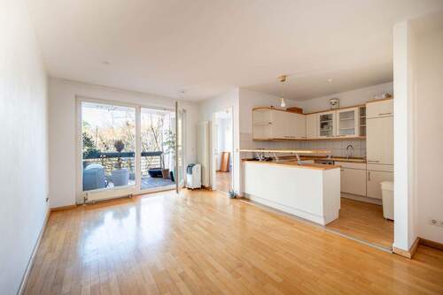 Wohnzimmer - 2 Zimmer Etagenwohnung zum Kaufen in Berlin