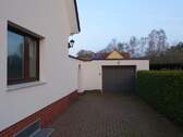 Garagenauffahrt - Einfamilienhaus mit 157,00 m&sup2; in Eydelstedt zum Kaufen