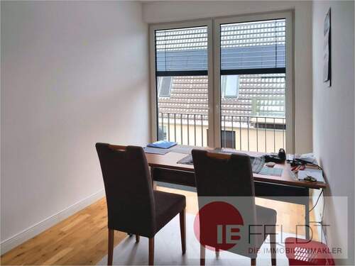 Zimmer 3 mit bodentiefen Fenstern - Etagenwohnung mit 73,10 m&sup2; in Teltow zum Kaufen