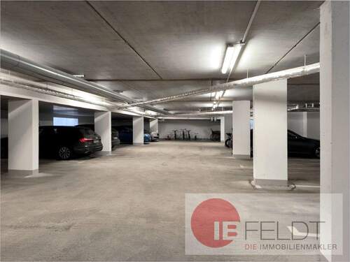 Blick in die Tiefgarage - 