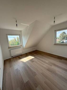 Schlafen 1 - 3 Zimmer Etagenwohnung in Bad Vilbel