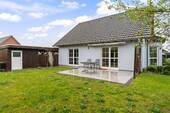 Ansicht Süden Garten und Terrasse - 