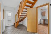 Eingangsbereich - Diele 9,95 m² - 5 Zimmer Einfamilienhaus zum Kaufen in Schwarme