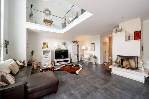 Wohnen / Galerie / Kamin - 5 Zimmer Einfamilienhaus zum Kaufen in Erzhausen