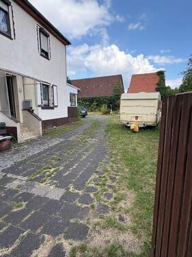 Einfahrt - Einfamilienhaus mit 110,00 m² in Alzenau zum Kaufen