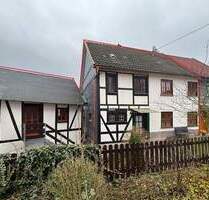 Ankommen und wohlfühlen: Gemütliches Einfamilienhaus in zentraler Lage von Wissen!