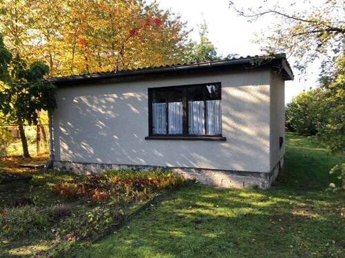 Bungalow-Straßenansicht - Grundstück zum Kaufen in Rüdersdorf bei Berlin