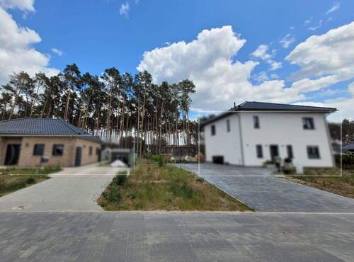 Nachbarschaft 2 - Grundstück zum Kaufen in Borkwalde