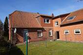 Gartenseite - 8 Zimmer Einfamilienhaus in Balge