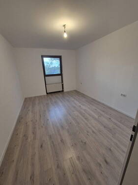 Bild 3 - 2 Zimmer Etagenwohnung in Ottobrunn