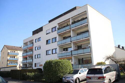 Wohnhaus - 5 Zimmer Etagenwohnung zum Kaufen in Rodenbach