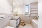 Vollbad mit Fenster - 