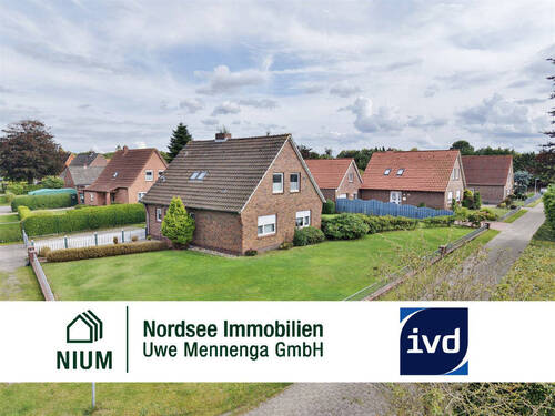 Bild1 - GEPFLEGTES EINFAMILIENHAUS MIT GARTEN, TERRASSE UND PLATZ FÜR IHRE WOHNTRÄUME
