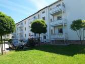 Bild 1 - Sonnige 3-Raum Wohnung mit Balkon! Stellplatz