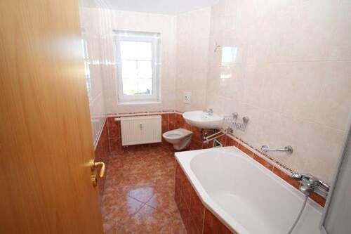 Bild 2 - 3 Zimmer Etagenwohnung zur Miete in Auerbach