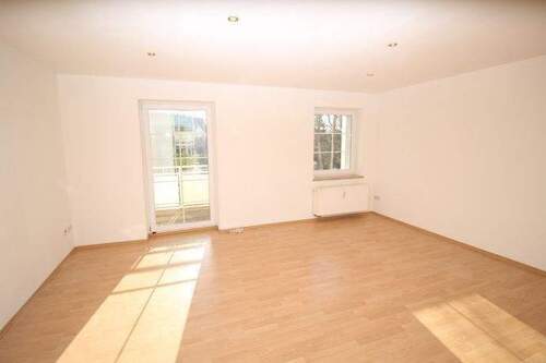 Bild 3 - 3 Zimmer Etagenwohnung in Auerbach