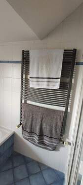 Bad-Heizkörper für Handtücher - 