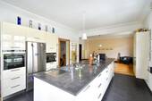Küche - Reihenendhaus mit 342,00 m&sup2; in Duisburg zum Kaufen