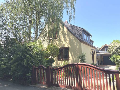 Bild 1 - PURNHAGEN-IMMOBILIEN - Bremen-Schönebeck, großzügiges 1-Fam.-Haus in ruhiger und grüner Wohnlage!