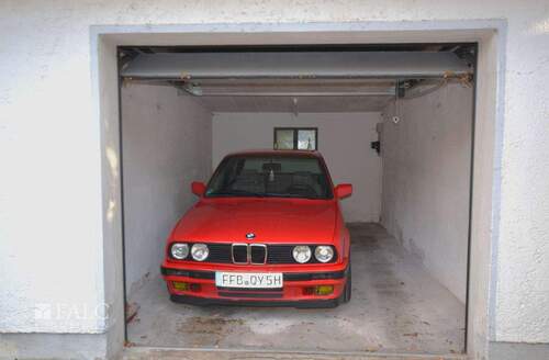 Garage - 