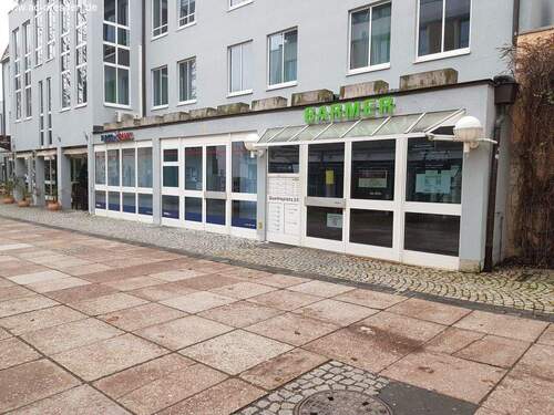 Weimar, Goetheplatz 3-5, Foto 01 - 