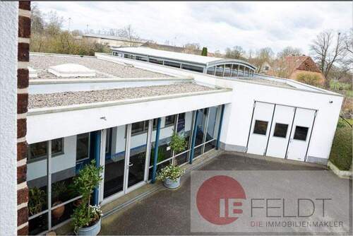 Blick auf`s Werkstattdach - 4 Zimmer Bauernhaus, Landhaus zum Kaufen in Obere Warnow OT Grebbin