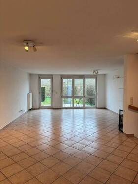 Wohnen-Essen - Mehrfamilienhaus, Wohnhaus mit 133,40 m&sup2; in Renningen-Malmsheim zum Kaufen