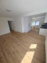 Bild 1 - Renovierte 3-Zimmer-Wohnung mit Küche, Balkon und Klima