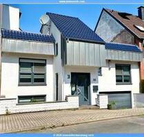 Wohnen und Arbeiten in einem kernsanierten Einfamilienhaus, mit toller, übergroßer Dachterrasse!!! - Oberhausen Schmachtendorf