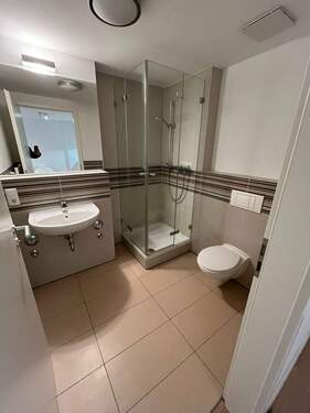 Badezimmer - Etagenwohnung mit 25,00 m² in Nürnberg zur Miete